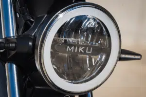 led licht Elektroroller Elektroscooter miku max